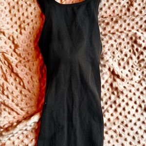 Beyond Yoga Black keyhole Sleeveless Tank